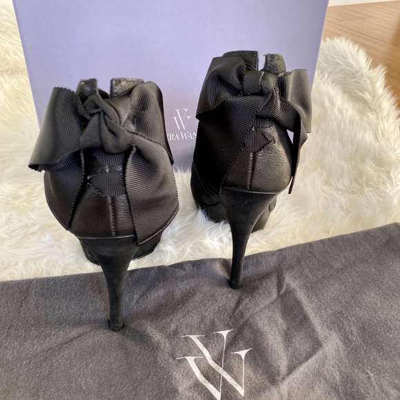 Vera Wang Royce Peep Toe Bow Back Booties - Picture 2 of 5